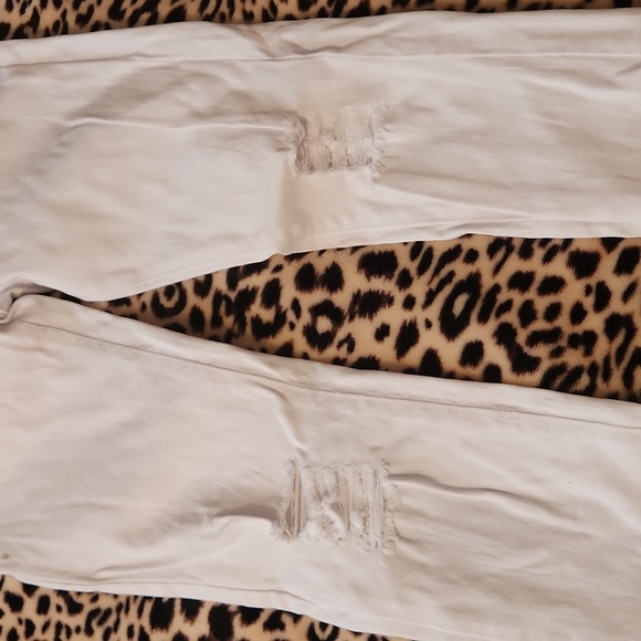 Jeans - Picture 2 of 5